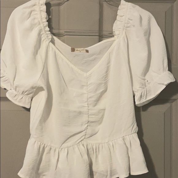 Crop top, never worn - Picture 2 of 4